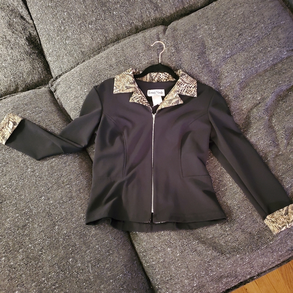 Jacket - Picture 4 of 4